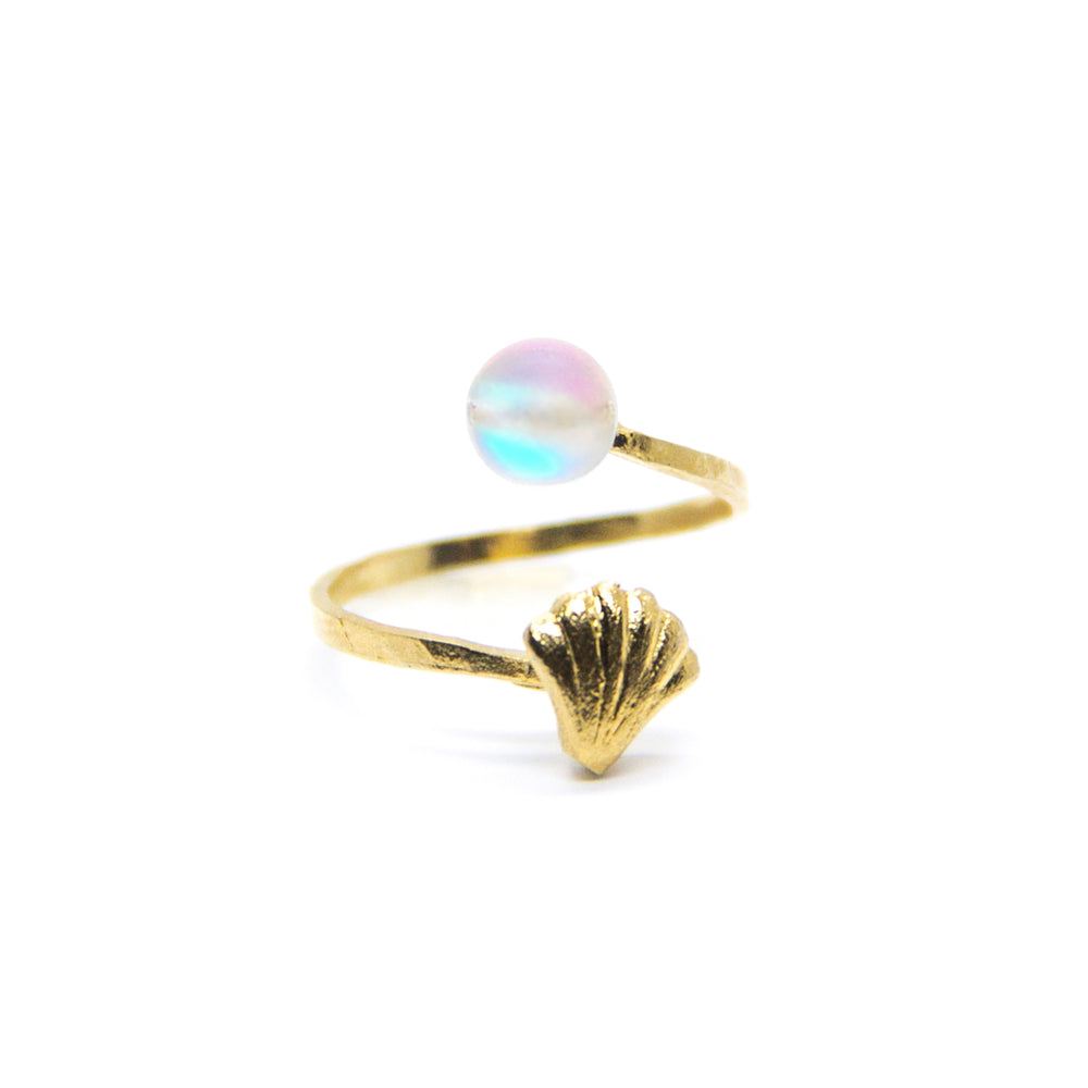 Spiral Mini Shell with Magic Pastel Pearl Ring