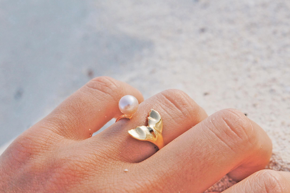 
                  
                    Whale Tail with White Pearl Ring
                  
                